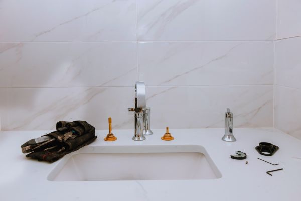 Porcelain Sink Installation in North Las Vegas